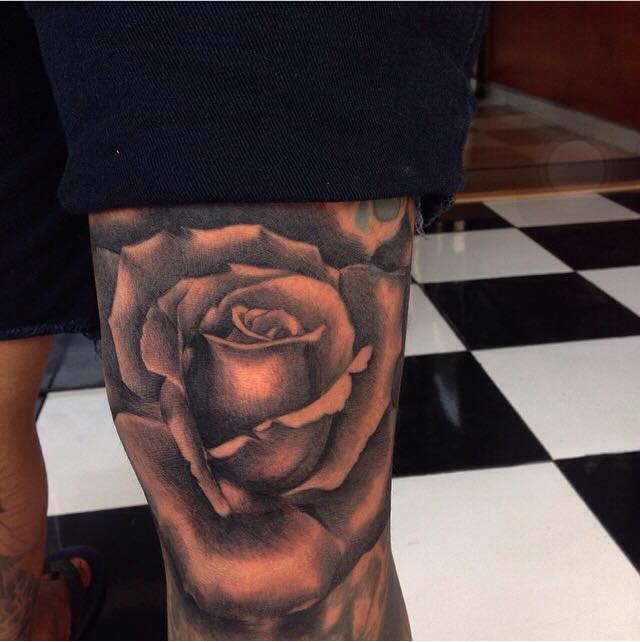 Dildo Tattoo Studio  Sketchy roses tattoo from Alberto Africas Tirella   Facebook