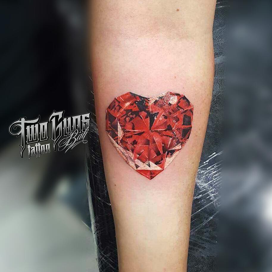 red heart jewel tattoo by kenyoz baliken art two guns bali