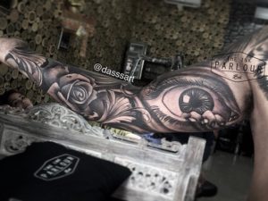 Crawling out of eye tattoo by DasKing - The Ink Parlour Bali