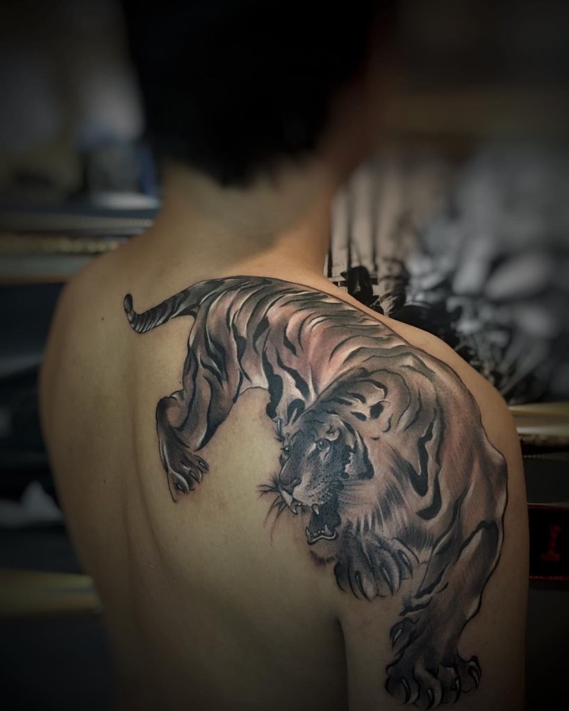 unique tiger backpiece onal bali